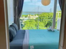 Corgi House Danang - Steps from Dragon Bridge
