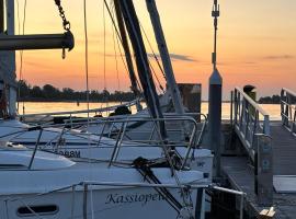 The boat experience Hotel galleggiante in barca, alojamiento en un barco en Venecia