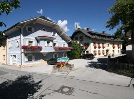 Gästehaus Katharina, hotel with jacuzzis in Schladming