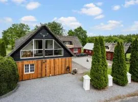 Amazing Home In Kjellerup With Sauna