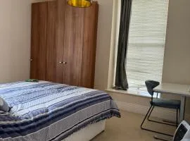Double Bedroom close to Cork city