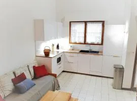 Appartement lumineux à 5 min des plages et commerces avec balcon, barbecue et parking inclus - FR-1-239-608