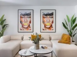 VACATION MARBELLA - Villa Federer, Cine Room, BBQ, NEW Decoration, Garage, Old Town Location, Big Communal Pool, Andalusian Garden, Walking to the Beach