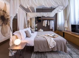 Mercatovecchio Luxury Suites, pension in Udine