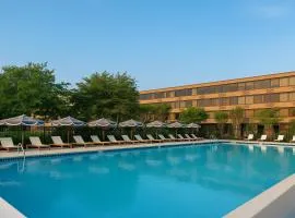 Solomons Inn Resort and Marina