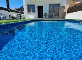 SERENITY PEARL VILLA at the sea