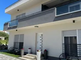 Apartments Ivano & Leo Zadar - Private Parking