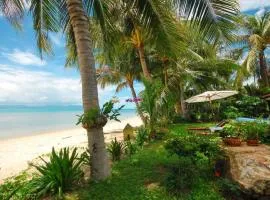 Beachfront Oasis with Private Pool and Jacuzzi on Samuis Bang Por Beach