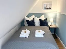 bella casa-Business&Family,100m zum Konzerteingang Schloß, Parkplatz, SmartTV, Netflix, Waschmaschine, 24h Checkin, 30qm, AP 15