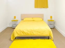 Yellow Sand Brooklyn Retreat125