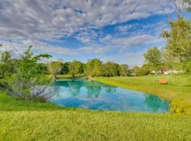 Pool and Fishing Access Apt Near Mark Twain Lake