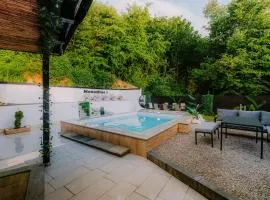 Panorama Villa House Sarajevo- Jacuzzi, Bazen & Pogled na Grad 1