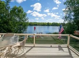 Private Lakefront House On Peaceful Private Lake