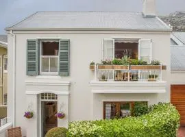 Charming Coastal Townhouse at The Majestic