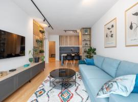 Bratislava Modern Living, Design Apt & Parking, hotel para golfe em Bratislava