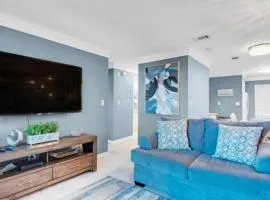 Poolside Villas 104 near beach sleeps 5