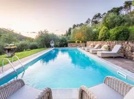 Villa in Tuscany near Lucca with Pool