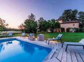 Villa in Tuscany with Private Pool & Views