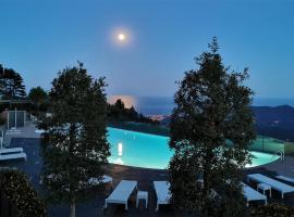 Awesome Home In Magliolo With Sauna, hotel a Magliolo