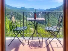 2 Bedroom Amazing Home In Uscio