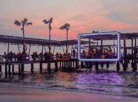 Ocean View Residence, hotel v destinaci Jepara
