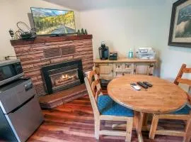 Sunnyside Knoll- 10 studio