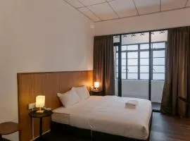 Aayu Chowrasta - 3 mins walk to Penang Road Chendul