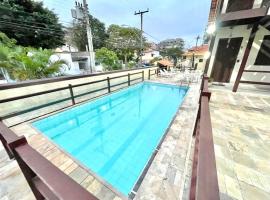 Duplex Garden Praia das Dunas - Piscina, Lazer e Mar、カボ・フリオのヴィラ