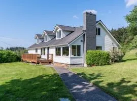 Bayview Together Farm by AvantStay A Location