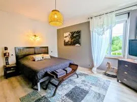 Deux chambres avec entrée indépendante, accès à un jardin - FR-1-589-817