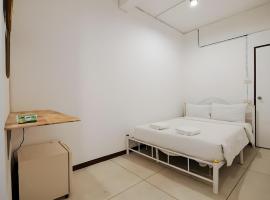 X GO INN Asiatique Bangkok - โกอินน์ เอเชียทีค เจริญกรุง, hotel in Bangkok