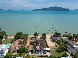 V195 Villa 3BR Games &Private Beach