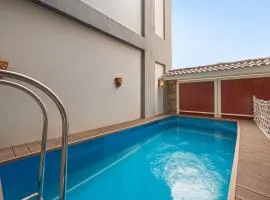 Khải Villa Private Pool 6BR Walk to Han Market and Han River