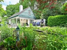 Holiday Home in Reutum with Pond and Trails