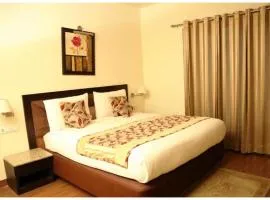 A Premium Hotel FAIRWAY Near Railway Station - Well Decorated & Spacious Rooms - Lift # Restaurant # Free Parking And Free Wi-fi Available - A Top Rated Hotel In Amritsar