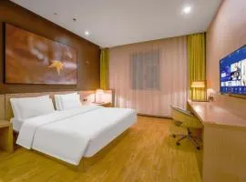 IU Hotel Taiyuan Changfeng West Street The Mixc