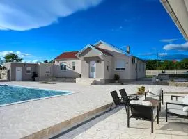 Holiday Home Marija with pool