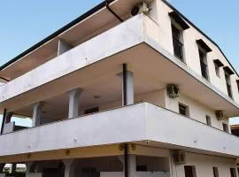 Beautiful Apartment In Palmi With Wifi