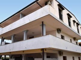 Nice Apartment In Palmi With Wifi, Hotel in Palmi