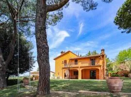Lovely Home In Certaldo