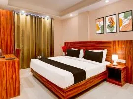Townhouse Oak Alwar Railway Junction