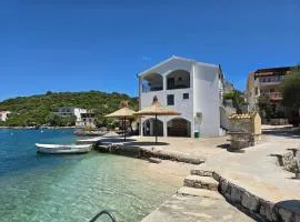 Apartments Marinko