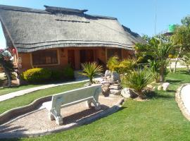 Ekori Lodge, khách sạn ở Mamuno