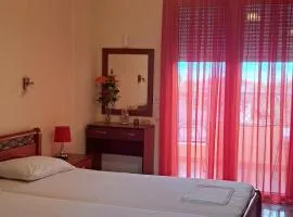 Golden Sun Apartments