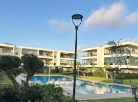 Logement luxueux avec 2 piscines