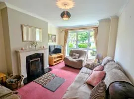 Large 4 Bedroom 5 Bathroom Property