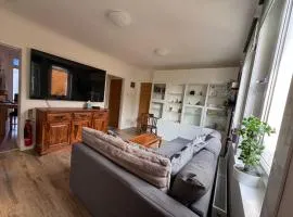 Rena- Bright and Modern City Center Apartment.