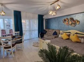 Central Zen Loft - Comfort & Space for Groups - 3 Double Beds, 2 Baths