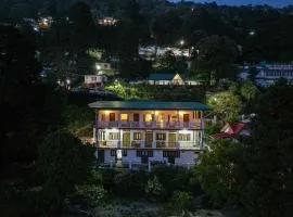 Alaya Stays Headingly Suites Lake-Facing 2 BHK Retreat Just Above Mall Road