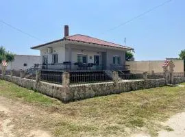 Lina's House